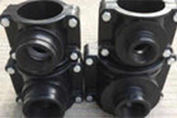 HDPEの熱溶解のバット特別なクランプまたがり式の管付属品