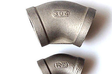 316L 4通された肘のステンレス鋼の管付属品